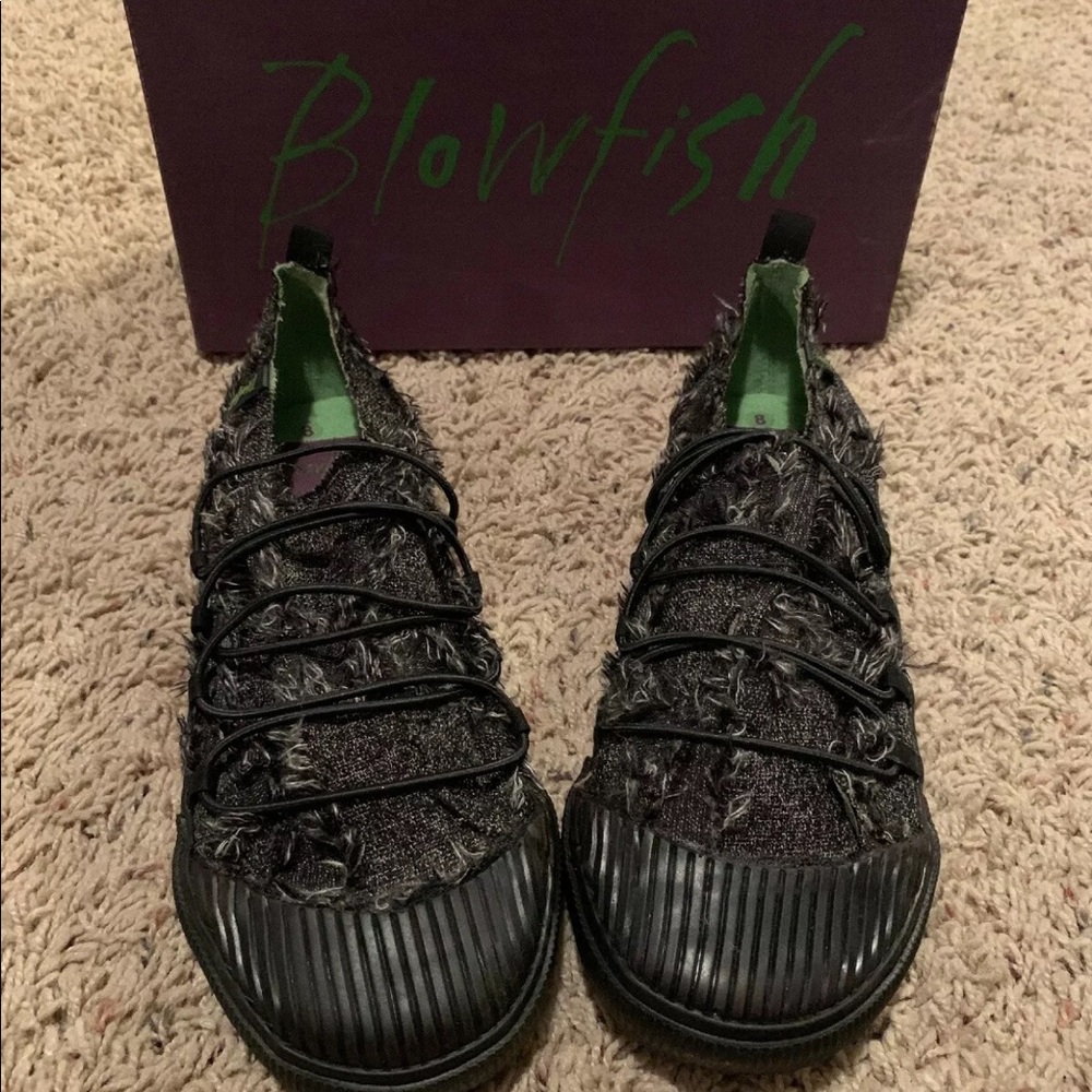 Blowfish sneakers size 8